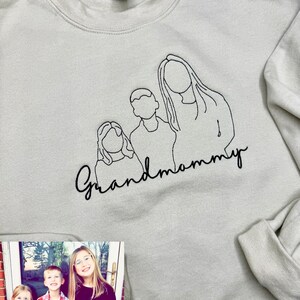 Personalized Picture Outline Sweatshirt, Portrait Photo Family Shirt, Custom Line Art Photo Sweatshirt, embroidered grandparents shirts