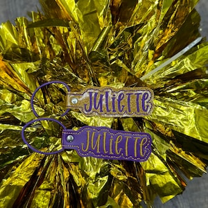 Pom pom Cheerleader Name tags, Pom Pom tags, cheer pom pom tag, personalized poms tags, custom name tags for poms, cheer team gift