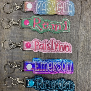 Name tag keychain, embroidered name keychain, backpack tag, personalized keychain, backpack keychain, custom name tag, custom zipper pull