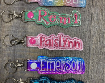 Name tag keychain, embroidered name keychain, backpack tag, personalized keychain, backpack keychain, custom name tag, custom zipper pull