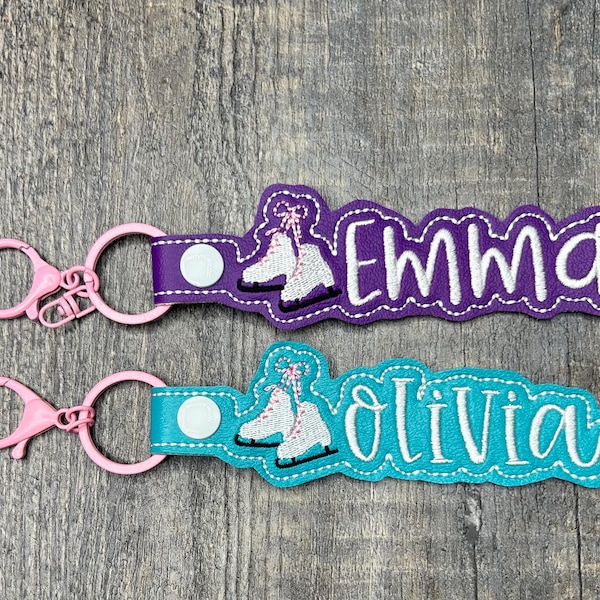 Ice Skates Name tag keychain,  ice skates keychain, ice skate backpack tag, skater personalized keychain, ice skate team gift, ice skates
