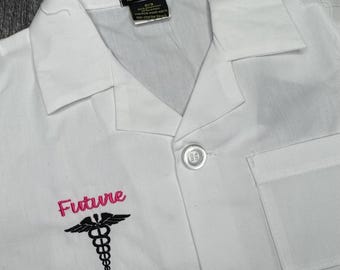 Kids' custom lab coat, embroidered personalized kids lab coat, kids doctor coat, embroidered white coat for kids, kids doctor coat