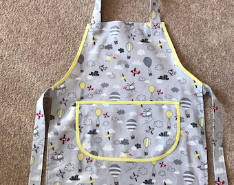 Child's gift cooking craft fabric apron approx age 4-6 Grey with aeroplanes hot air balloons