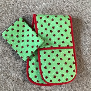 Toy Oven Glove and Tea Towel. Home corner toy kitchen. Green with ladybirds toddler gift.