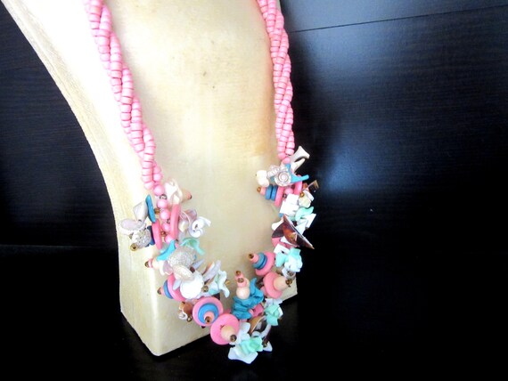 Long Sea Shell Necklace Braided Wood Beads Bubble… - image 7