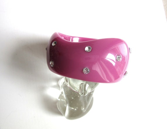 Wide Chunky Lucite Bangle Asymmetrical Freeform H… - image 2