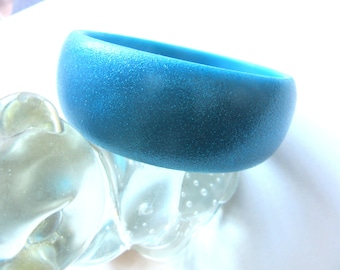 Wide Glitter Bangle Turquoise Blue Resin MOD Retro Size Small Medium