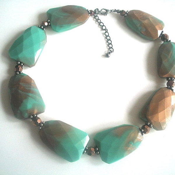 Collier de perles chunky lucite à facettes sarcelle et perles bronzées 17 - 20 pouces