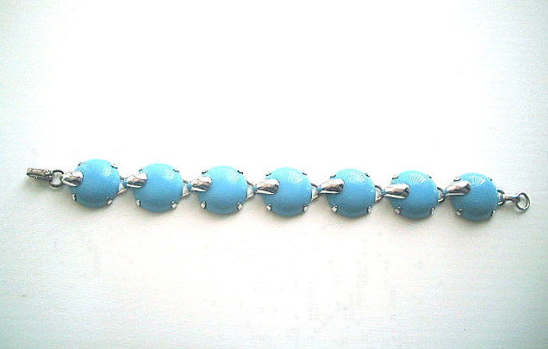 Thermoset Lucite Bracelet Blue /& Silver Tone 7.5 Inches Mid Century
