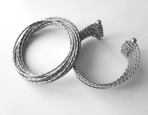Lot Two Attached Bangles Silver Tone Vintage Retr… - image 2