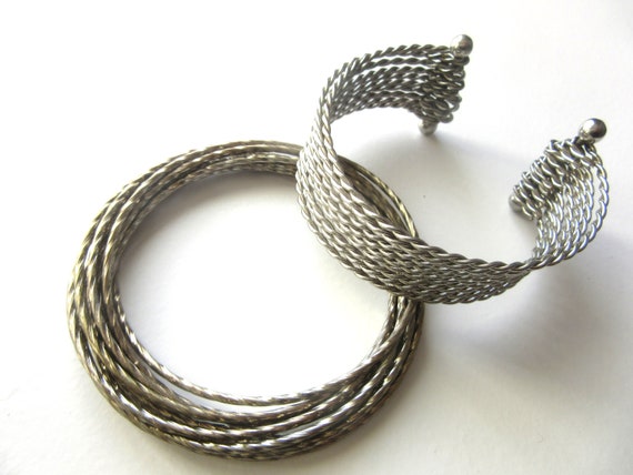 Lot Two Attached Bangles Silver Tone Vintage Retr… - image 1