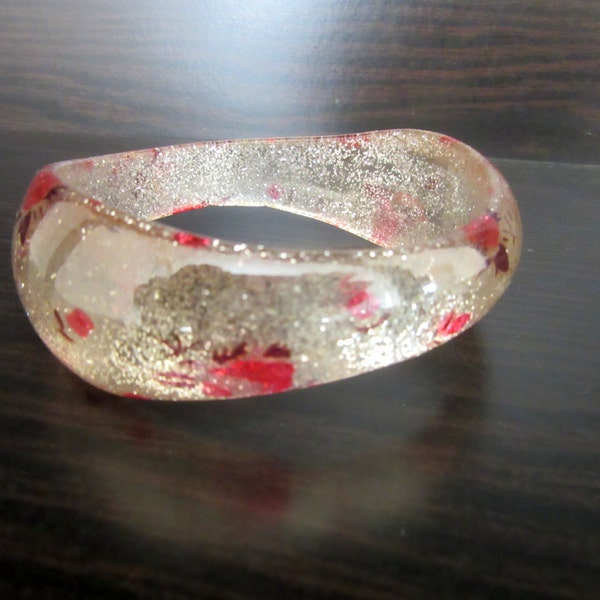 Chunky Asymmetrical Lucite Bangle Silver Glitter with Pink Roses Print