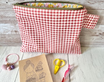 Gingham ditsy floral zip case bag / storage / journaling / notions pouch