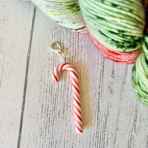 Candy cane Christmas / crochet / knitting stitch marker / progress keeper image 2