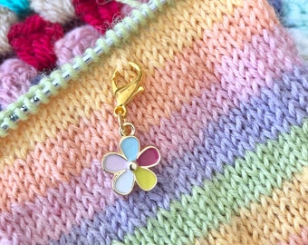 Rainbow flower stitch marker/progress keeper / travellers notebook charm