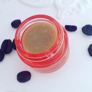 Organic Caffeine Under Eye Cream: Homemade Coffee-Infused Balm