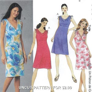 Könnte beinhalten: Ein Schnittmuster mit Abbildungen von Damenkleidern. Die Kleider sind in floralen, roten und blauen Designs dargestellt. Das Muster enthält den Text "UNCUT PATTERN FOR $2.00".