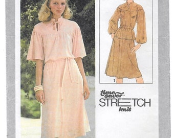 A Pullover, Stand-Up Collar, Wide Sleeve Top & Pull-On Flared A-Line Skirt Sewing Pattern for Women: Uncut - Sizes 8-10-12 • Simplicity 8514