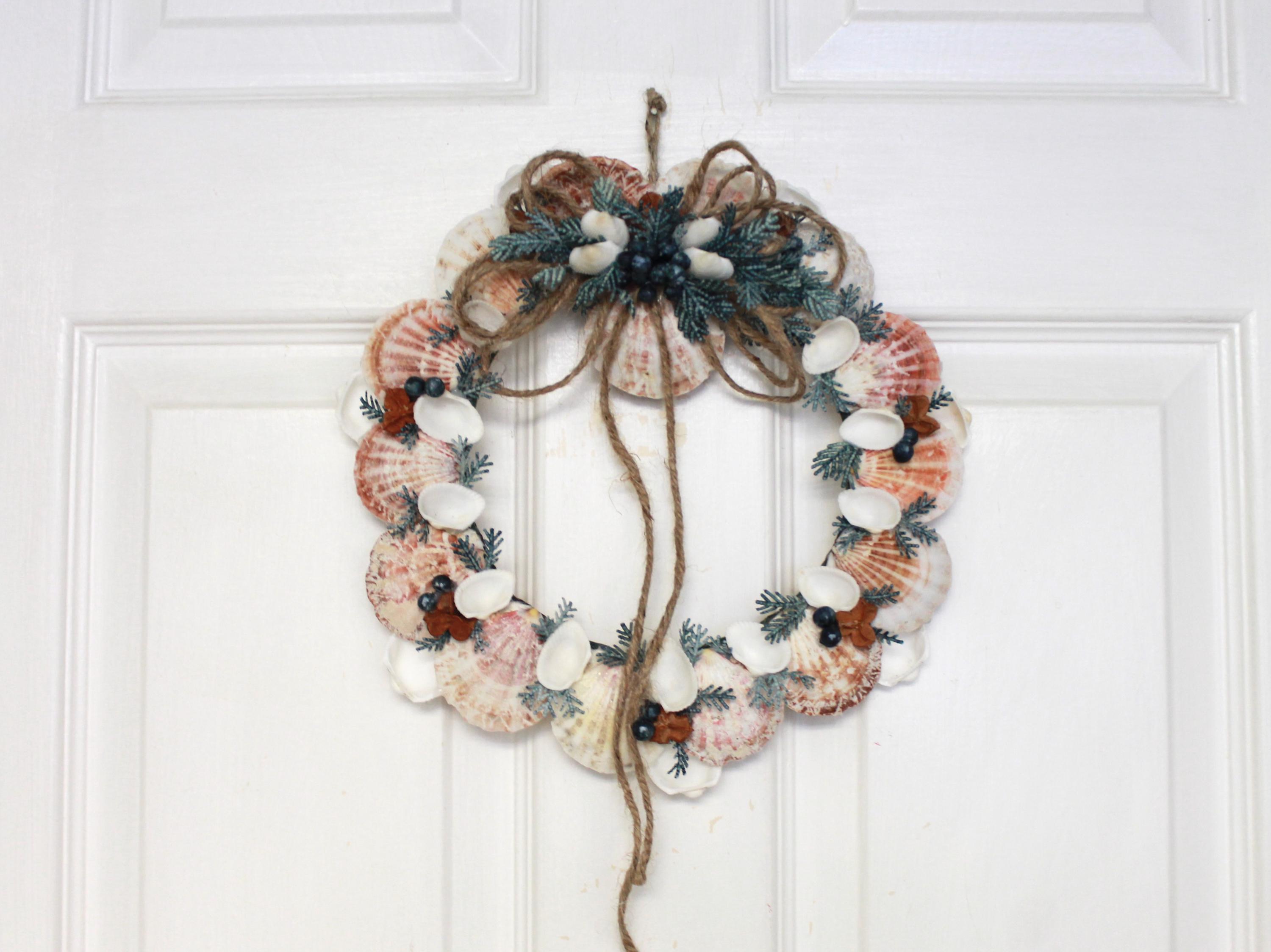 Seashell Wreath - Coral | Blue | White (W25-6) - Etsy