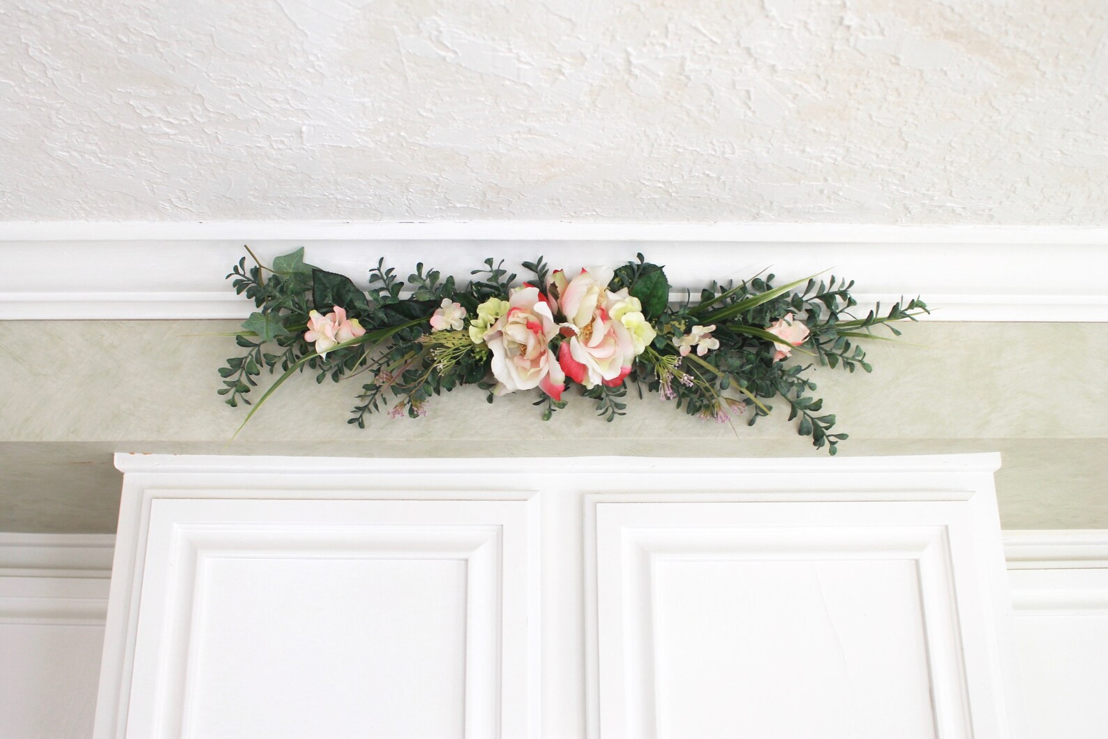 Small Silk Floral Festoon Pink & Cream S19189 Etsy