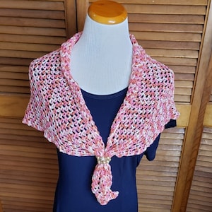 Triangle Crocheted scarf