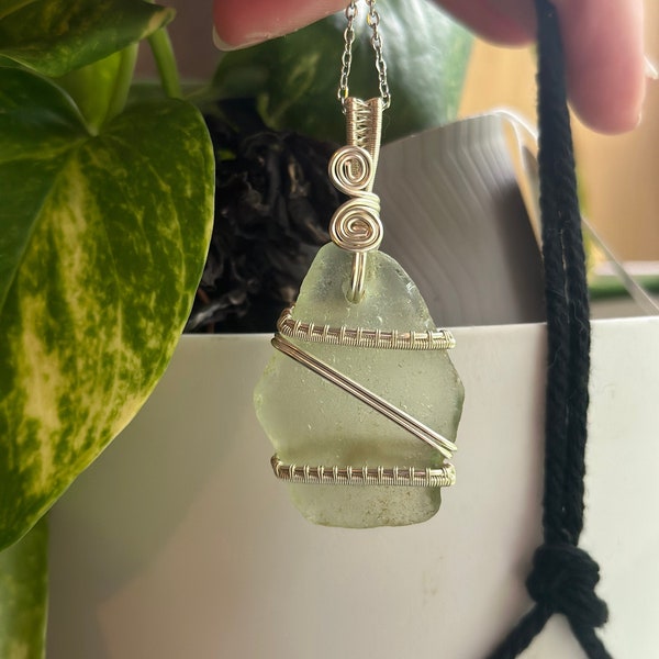 Maine Sea Glass Wire Wrap - Sea Foam Green