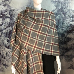 Women's poncho should wrap outlander shawl Blanket Serape fall throw Shrug Ruana Cloak Cape coat fleece gray cream red wine plaid