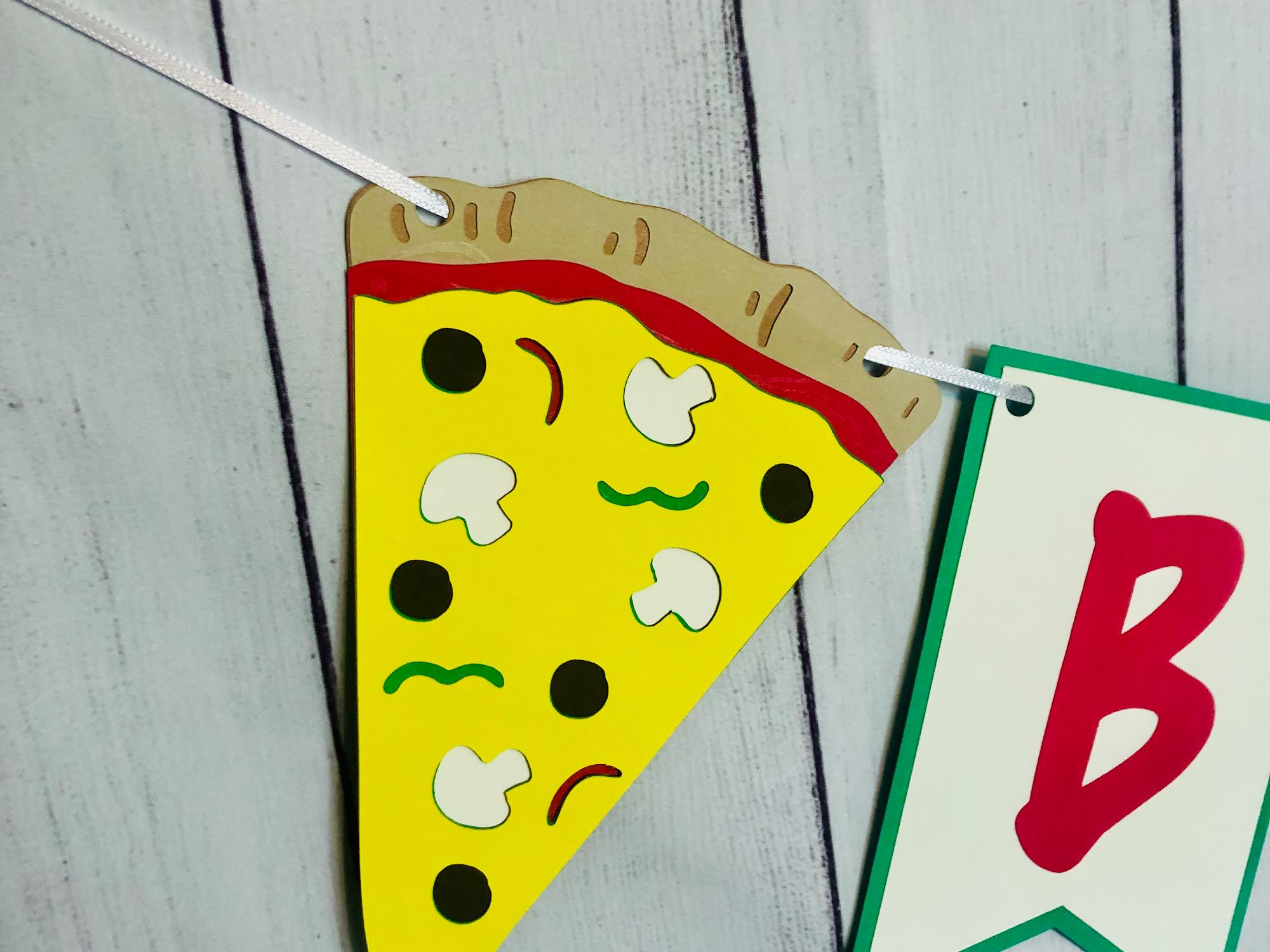 Striscione Compleanno A Tema Pizza 2m - Fette Rosse E Verdi Per Festa Bambini - 4