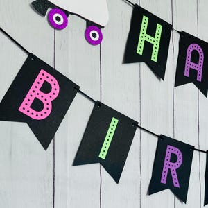 Roller Skate Birthday Banner, Skating Party Decor, 80s Theme Garland, Retro Roller Rink Decoration, Skate Party Banner, Girls Birthday Decor