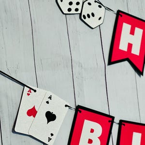 Banner de aniversário de cassino, decoração de aniversário de 21 anos, suprimentos para festas de jogos de azar, banner de noite de pôquer, decoração com tema de Las Vegas, decoração para festa de jogo de cartas