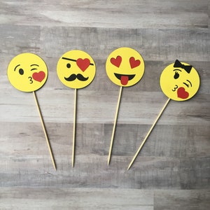 Emoji Centerpieces, Emoji Party Decor, Emoji Party, Emoji Birthday Party