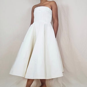 Patron de couture PDF pour robe de thé avec décolleté replié | Corset sans bretelles, jupe évasée