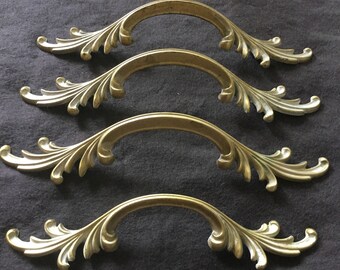 victorian drawer pulls cast iron wow antiqued brass colored drawer pulls 5 vintage drawer pulls etsy victorian drawer pulls cast iron wow antiqued brass colored drawer pulls 5 vintage drawer pulls etsy