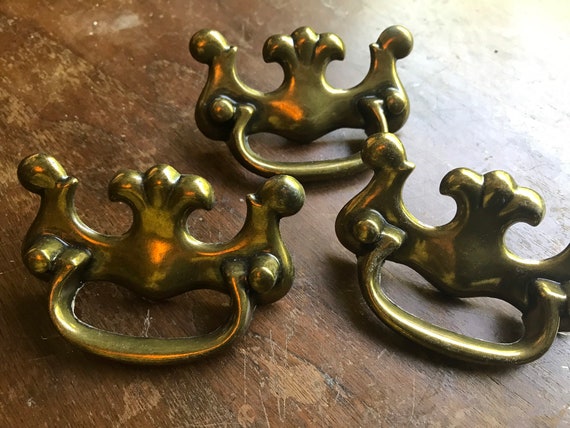 Chippendale Style Single Hole Antique Brass Drawer Pull 3 Inch Etsy