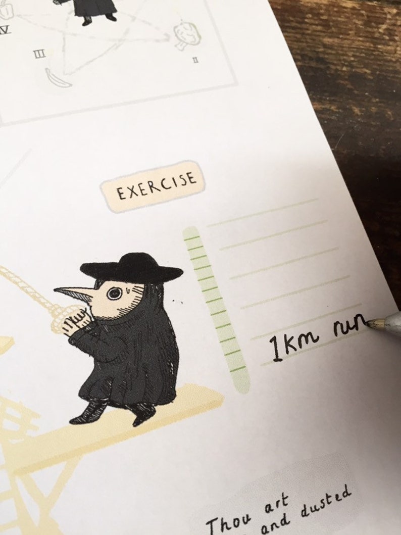 Op de afbeelding: Een illustratie toont een pestdokter in zwarte kleding, die een touw vasthoudt. Het woord "EXERCISE" staat in een beige vak. Een groene balk met lijnen en de tekst "1km run" zijn ook zichtbaar.