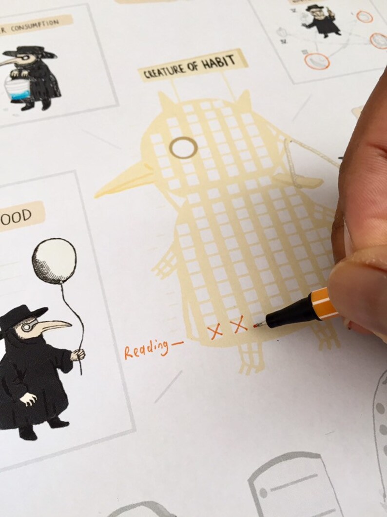 Op de afbeelding: Illustratie van een pestdokter met een ballon en een wezen met een vogelachtige snavel. De woorden "Creature of Habit" staan boven het wezen. Het woord "Reading" is in het oranje geschreven.