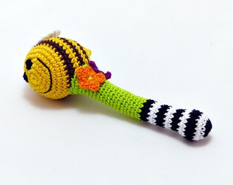 Crochet bee rattle | colorful baby toy | baby shower gift | toddler toy | yellow green