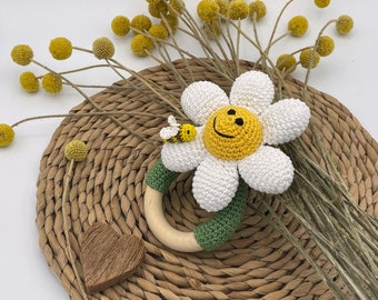 Crochet flower rattle with bee | handmade smiling flower | baby shower gift | for infants | toddler toy