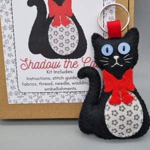 Shadow the cat keyring DIY felt sewing craft kit. Easy embroidery for beginners
