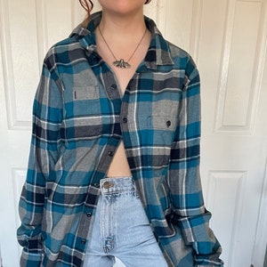 Vintage Oversize Flannel Shirt Distressed Flannels Etsy Stumped on creating plaid outfits? vintage oversize flannel shirt