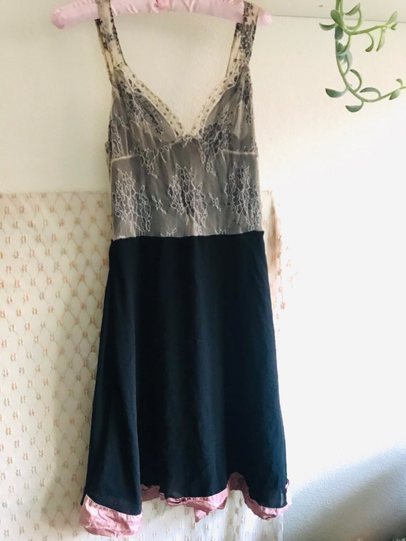 ladies vintage dyed lace appliqué split dress