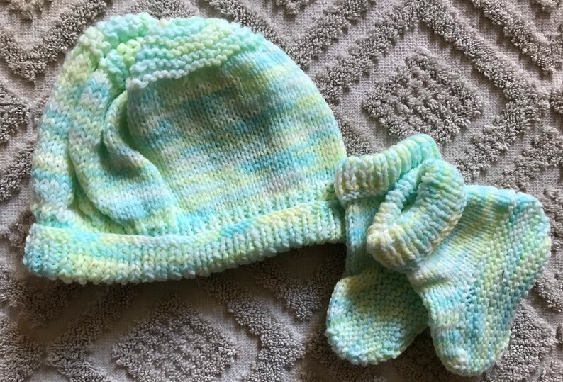 Handmade baby infant hat and booties variegated green and yellow