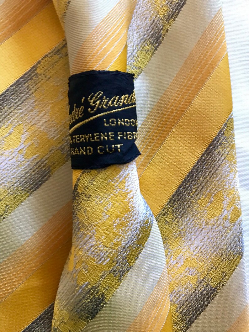 wide made in London 1970s Vintage retro mens neck tie