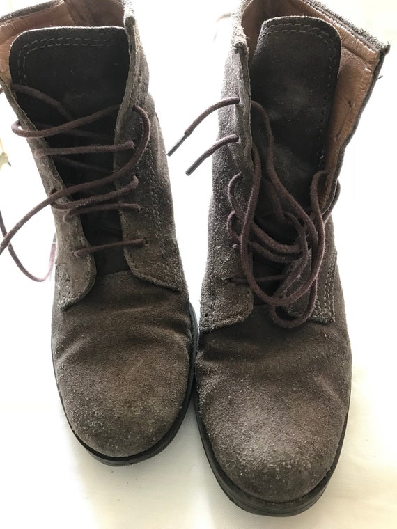 ladies ankle boots leather