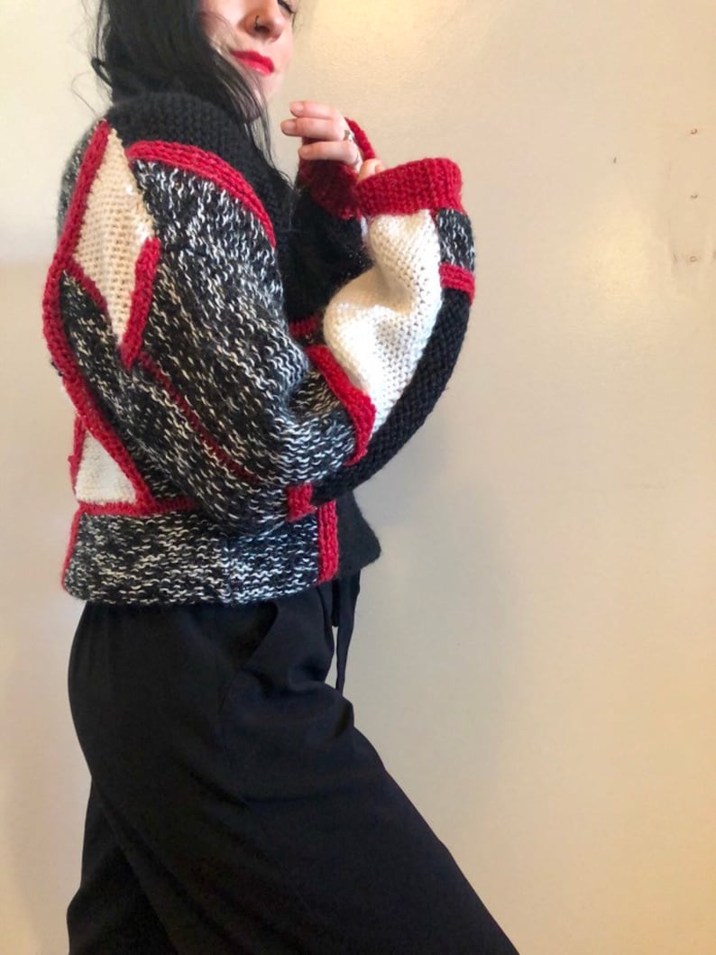 abstract patchwork white black red pullover 90s cropped chunky knit sweater vintage - small medium