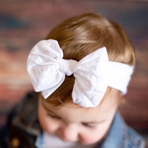 Bandeau en nylon U PICK, serre-tête avec nœud. Bébé fille, nouveau-né, turban turban bohème, blanc, ananas rose image 4