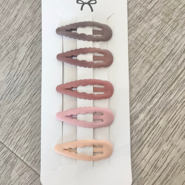 Snap Clip Set, Neutral hair clips for girls and adult women, brown, beige, cream, pink, taupe, scalloped hair clips Pastel light blue pink