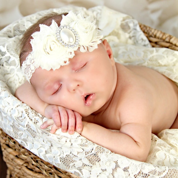 Bandeau en dentelle d’ivoire, bandeau de Shabby Chic de chéri, fleur de fille nouveau-née Arc