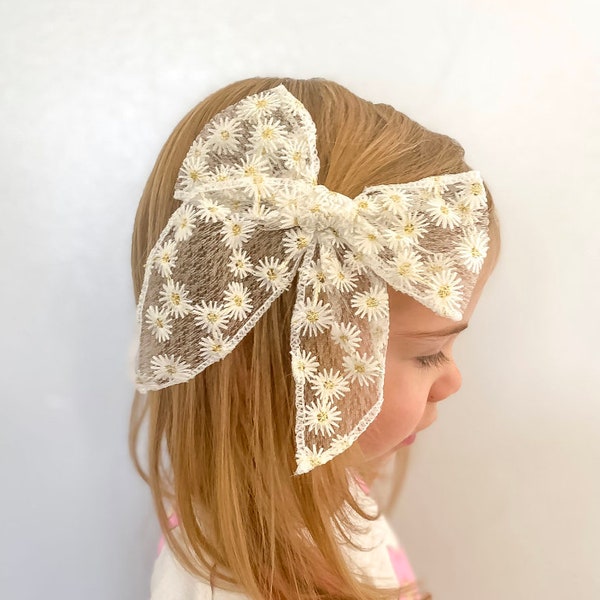 Long Tail Lace Bow, Fabric Hair bow 4 girls  on Clip, pinwheel bow, lavender white, Pink, Beige, Wedding Big sheer fancy bow, clip large