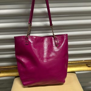 Michael Kors Ledertasche in Pink